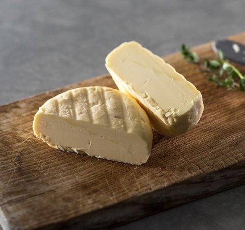 [Refrigerated] CHEESEDOM's innermost layer (Saint Marcellin type) [JAS organic certified] 